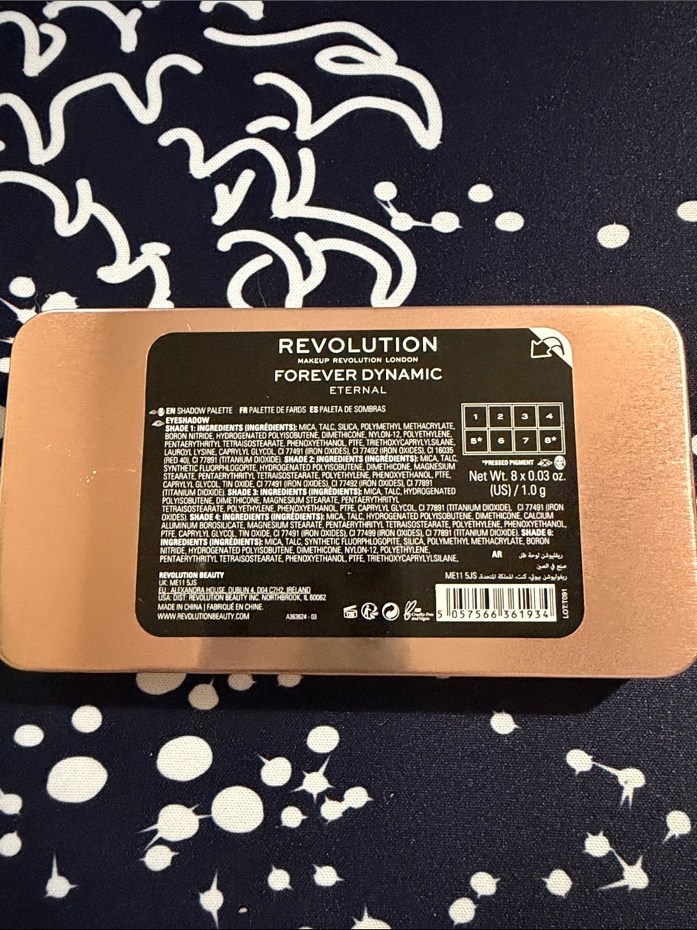 Revolution Rose Gold Eyeshadow Palette – Pink, Rose, Champagne & Brown Shades - Picture 4 of 6